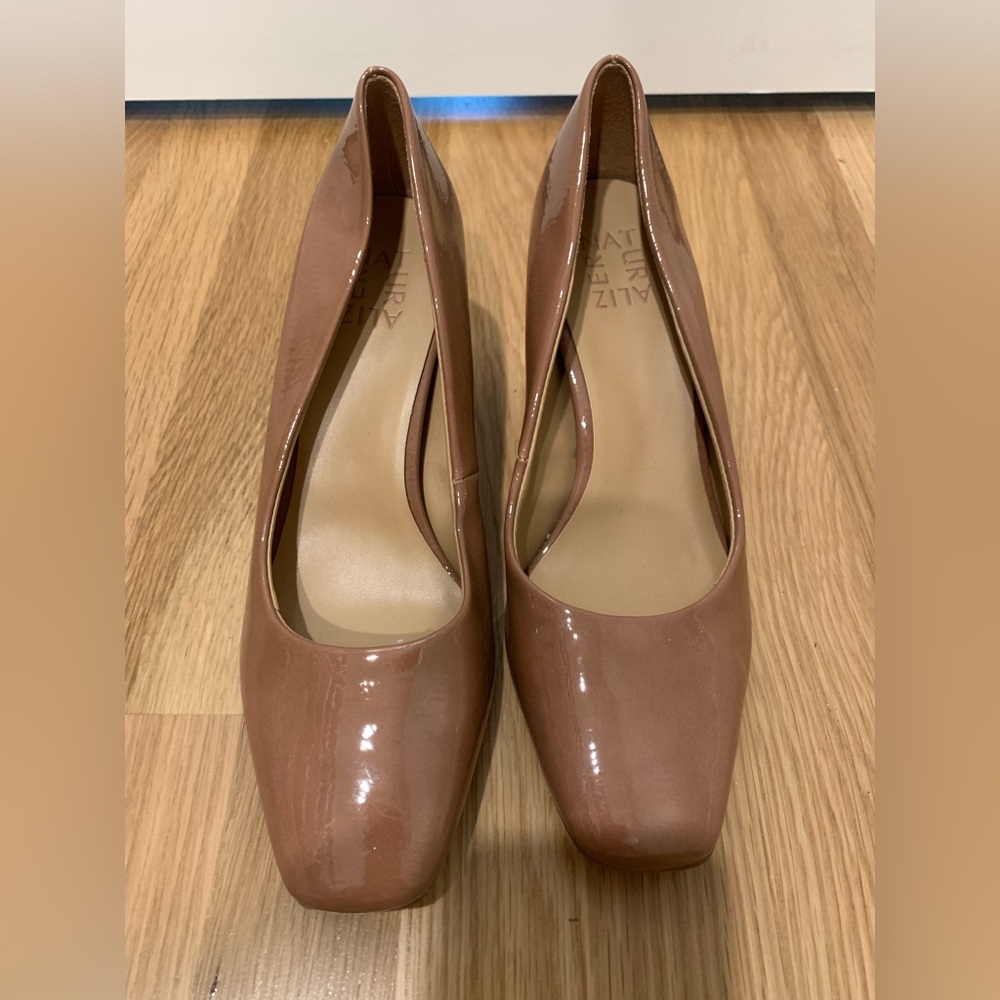 Naturalizer Brown Patent Leather Heels